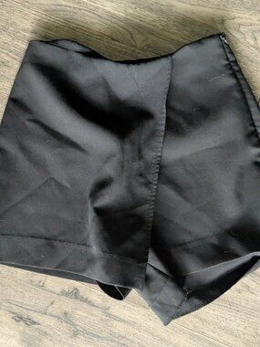 Zara Skort